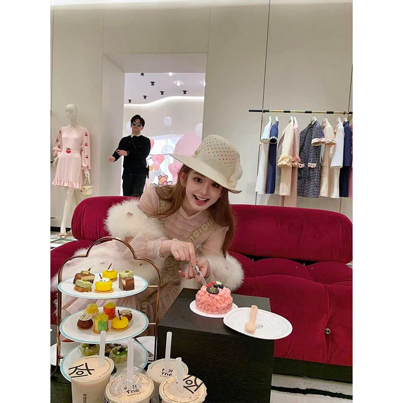 【微光假期】2025秋季新款重工刺绣拼接荷叶边裙女公主裙花边连衣裙