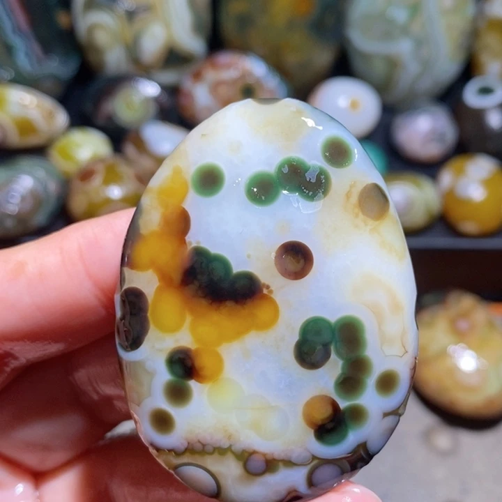 未镶嵌玛瑙/玉髓珠宝半成品64