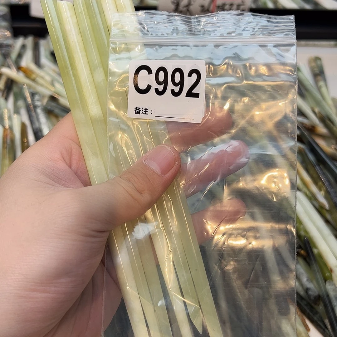 玥***'未镶嵌蛇纹石玉发饰