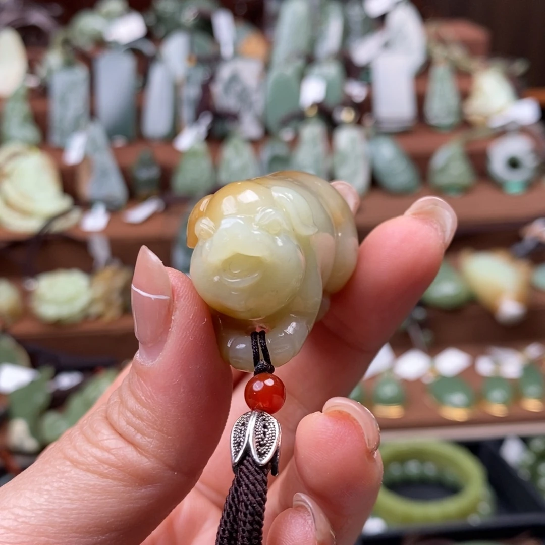 用***3和田玉未镶嵌把件