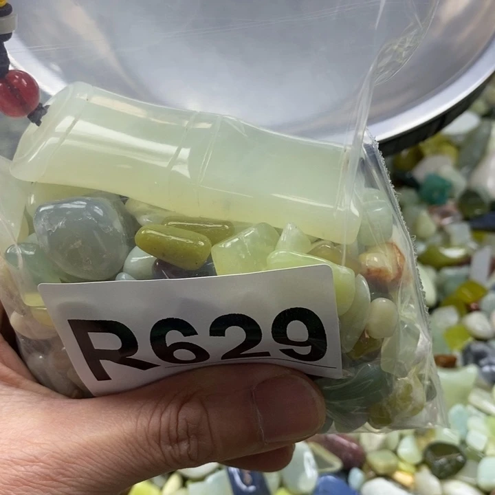 蛇纹石玉未镶嵌鱼缸石