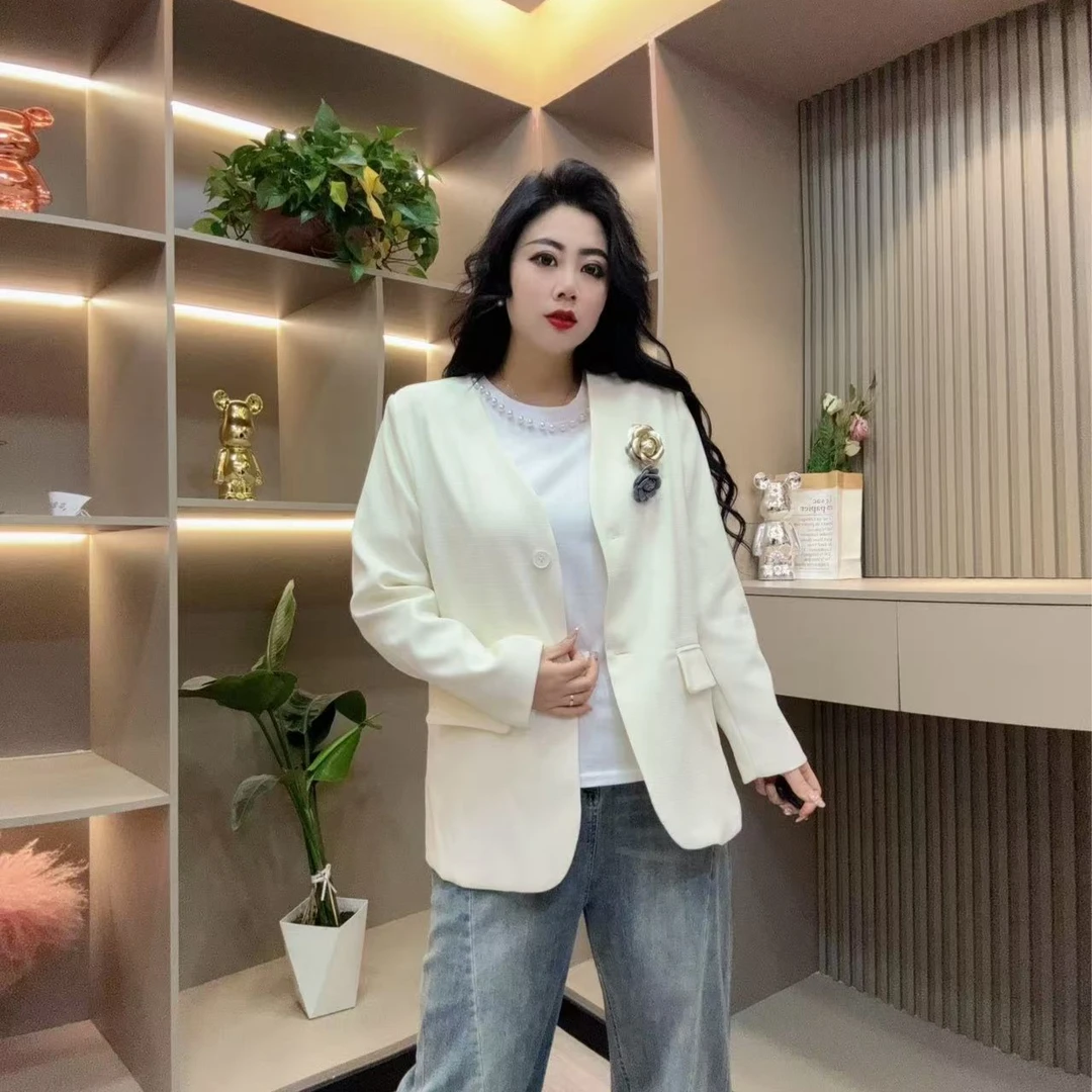 春季西服外套-娇 693 时尚气质潮流胸针洋气加衬胖MM大码女装新款