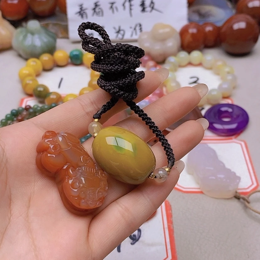 【闪购商品】未镶嵌玛瑙/玉髓珠宝半成品谢*?