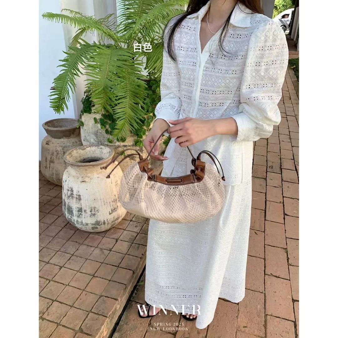 韩系重工镂空V领衬衫+半身裙套装6660 后松紧