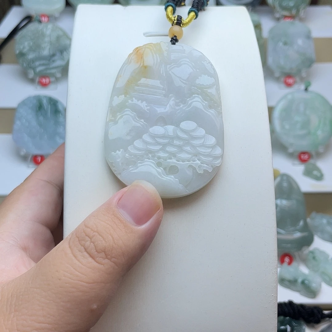 颈饰未镶嵌翡翠山水