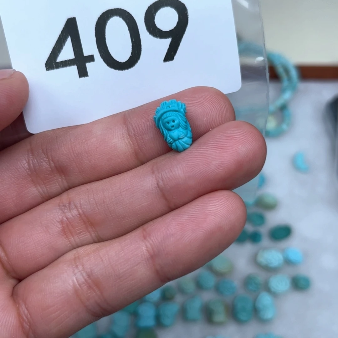 绿松石未镶嵌珠宝奇石