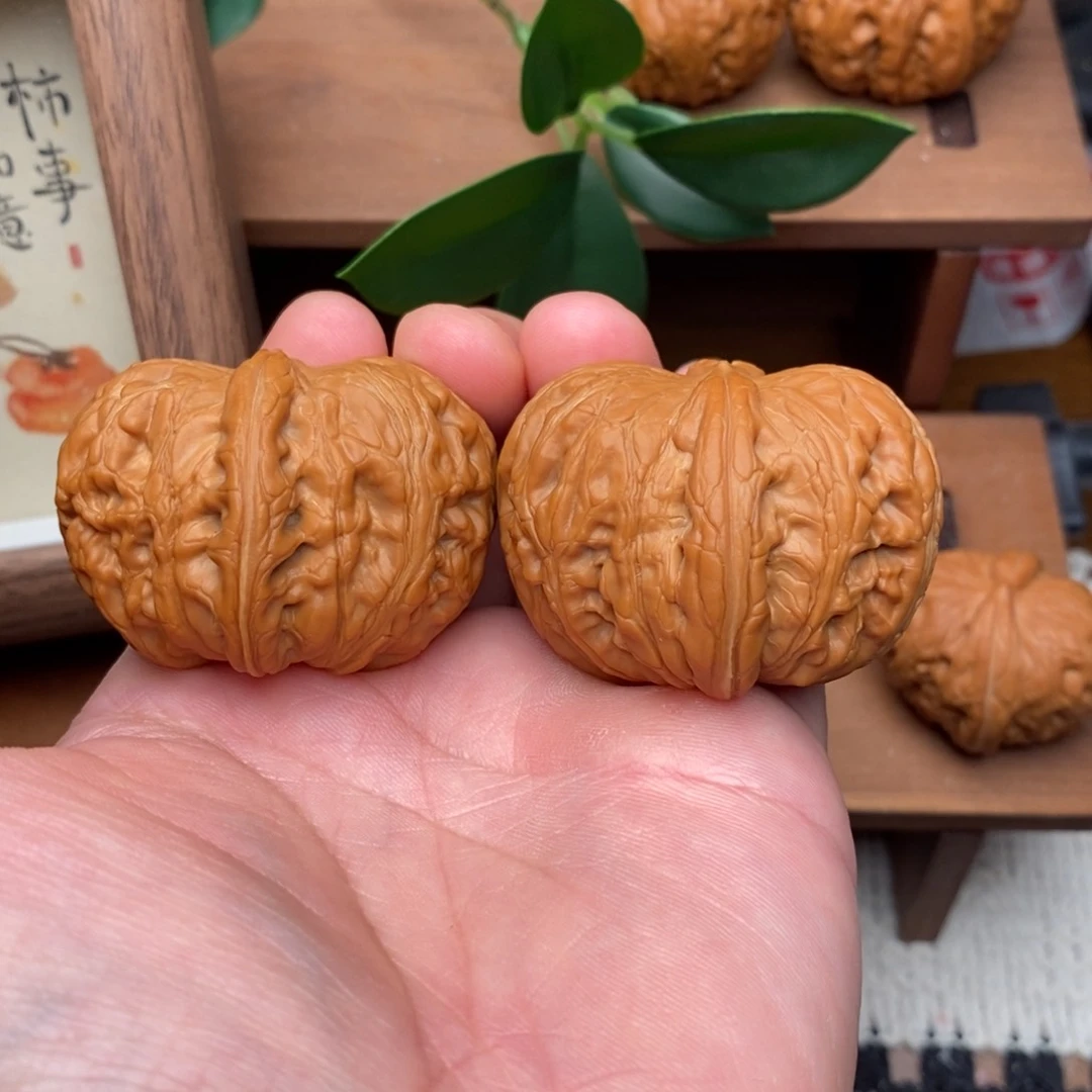 文玩核桃把件我**间元宝44