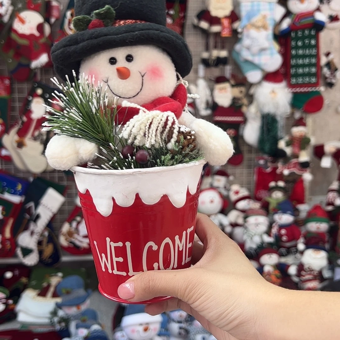 毛绒黑帽雪人桶小号