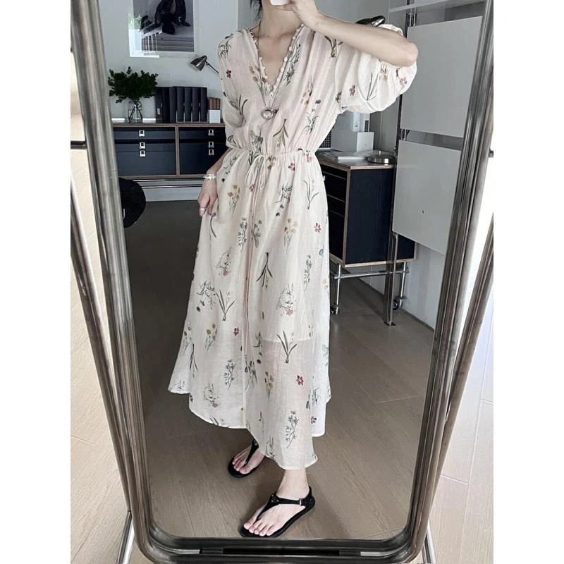 海边度假风复古花朵v领半袖连衣裙女装夏季薄款宽松系带收腰长裙