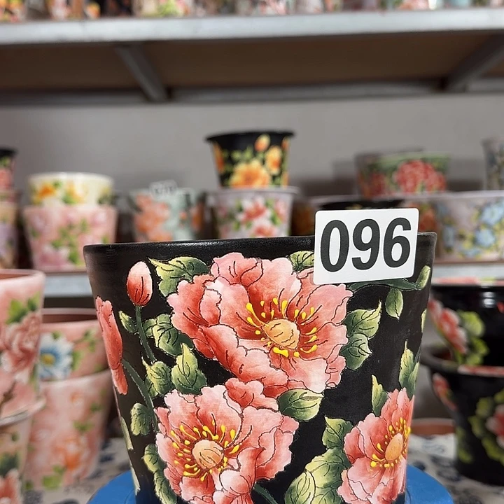 景德镇手绘多肉花盆