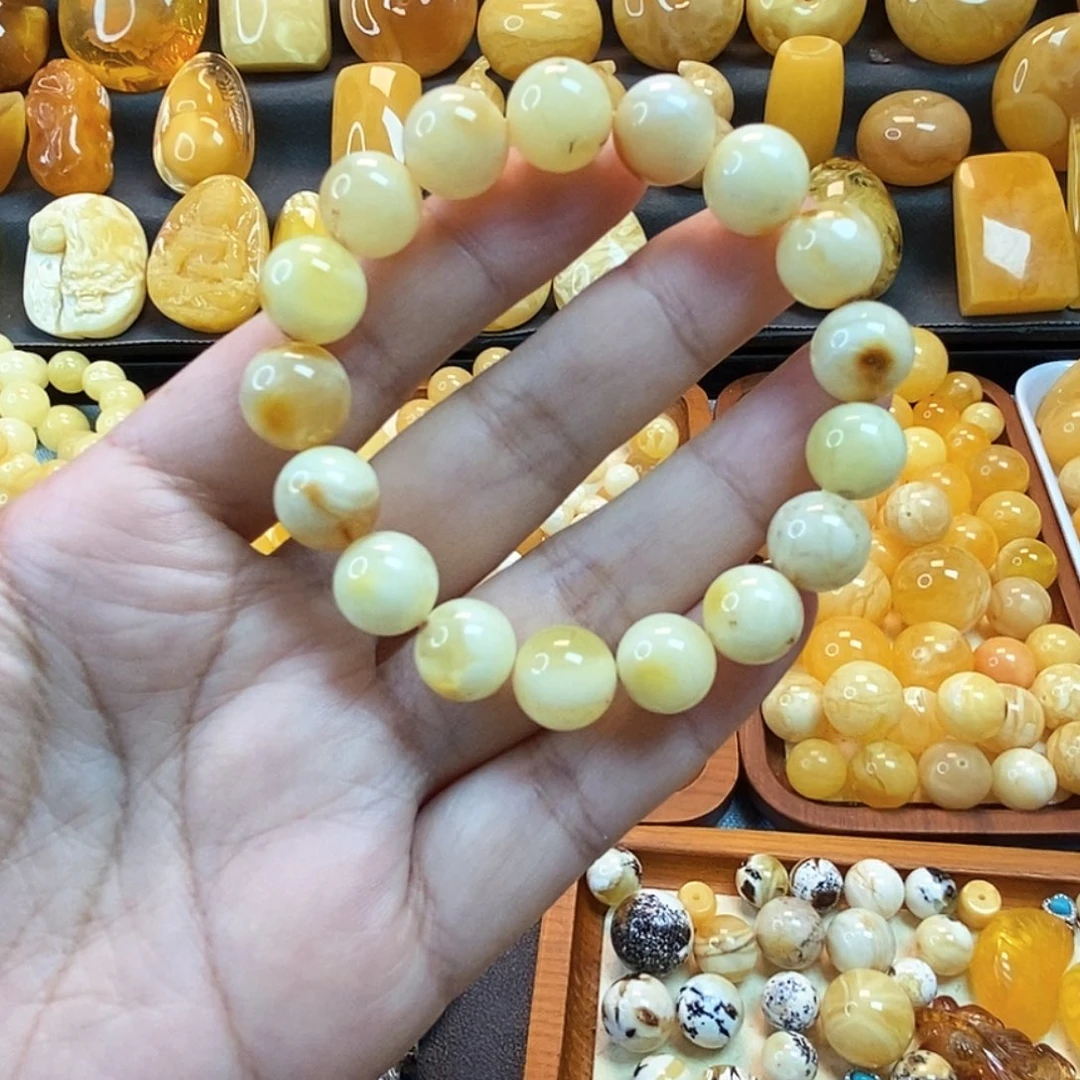 琥珀未镶嵌颈饰天然蜜蜡