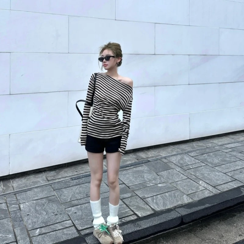 韩系chic别致露肩防晒t恤罩衫时尚辣妹斜肩条纹长袖冰丝上衣女夏