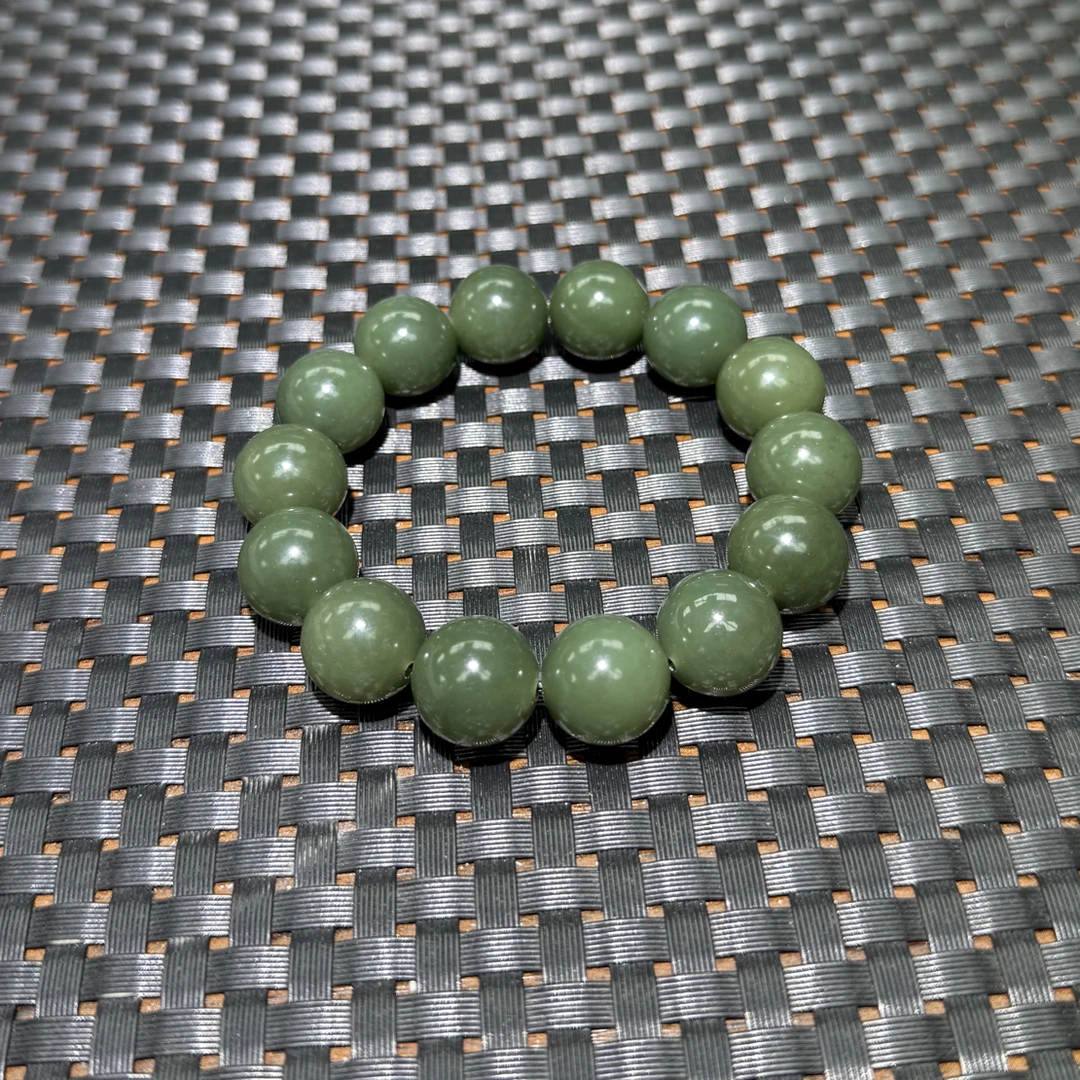 053新疆沙枣青16mm和田玉手串