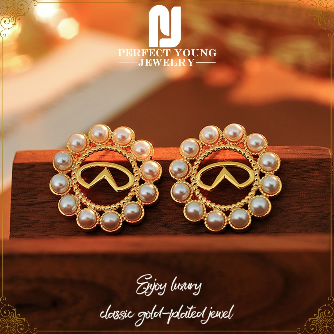 【丝路传奇】英☆Perfect&Young时尚耳钉D-8908