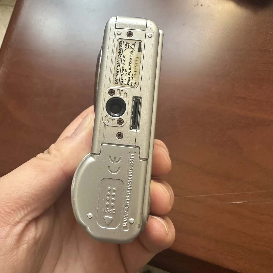 9新 Samsung/三星 s500 95新510万像素3倍变焦摄影美颜C相机