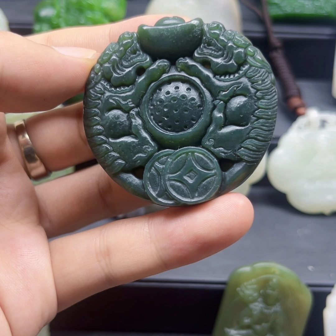 和田玉未镶嵌颈饰和田玉