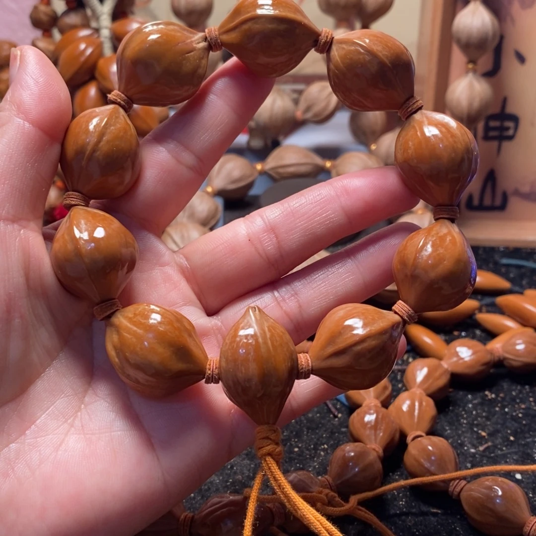 橄榄核手串/手链2.1三花蒜头