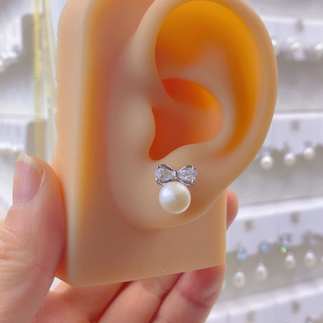 淡水珍珠耳饰未镶嵌