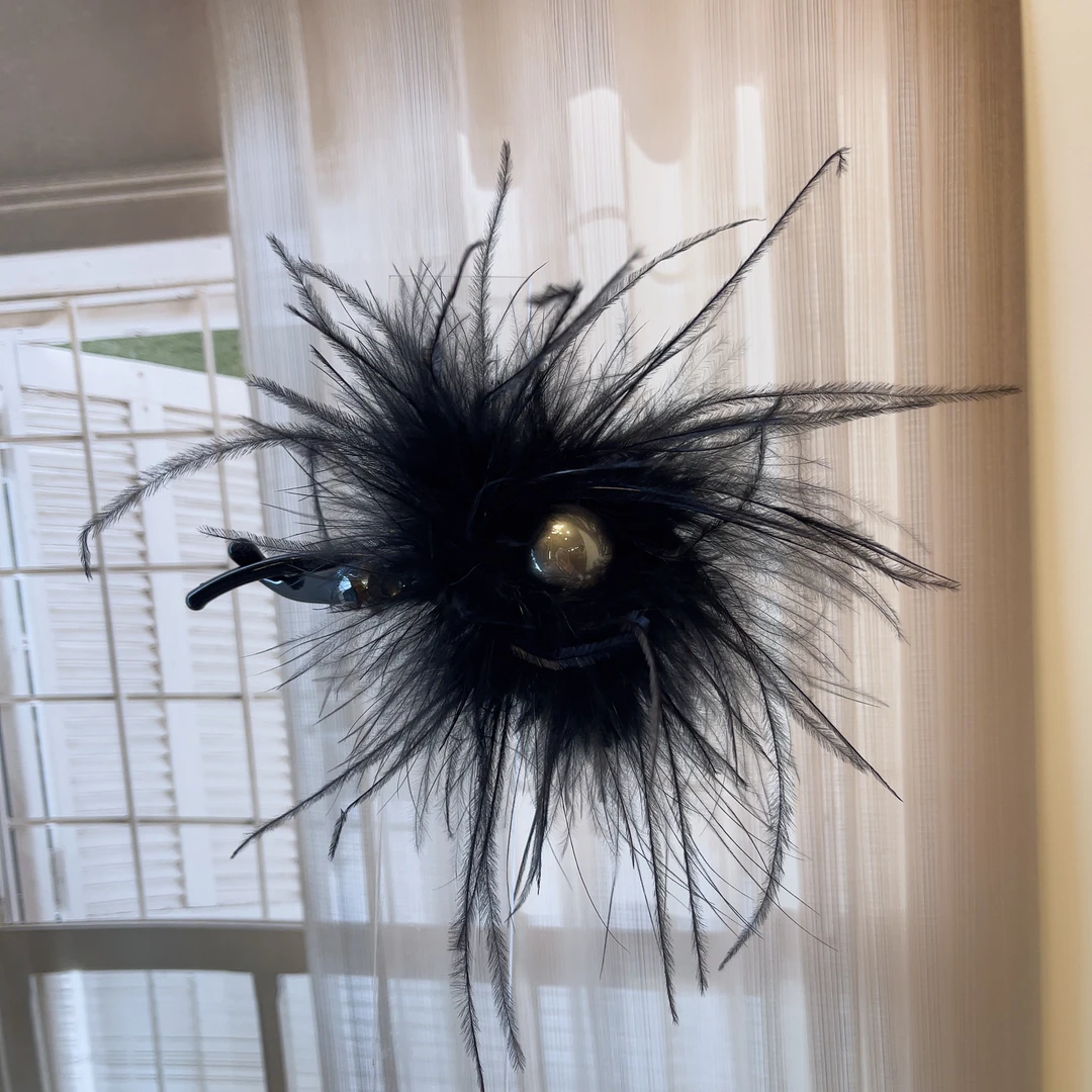 W366韩系复古风格简约秋冬氛围毛毛堆扭扭夹