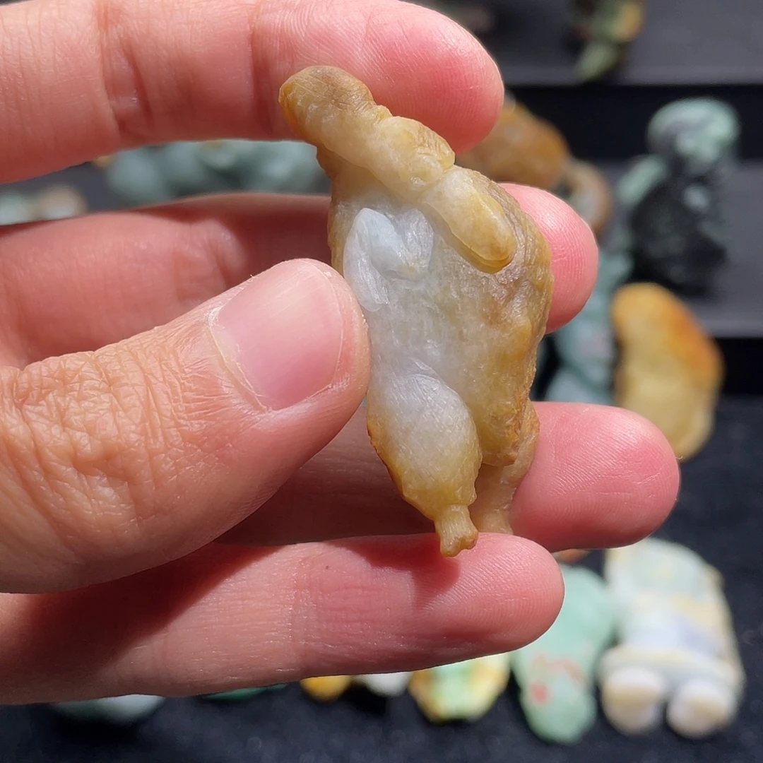 翡翠未镶嵌挂件鸭子