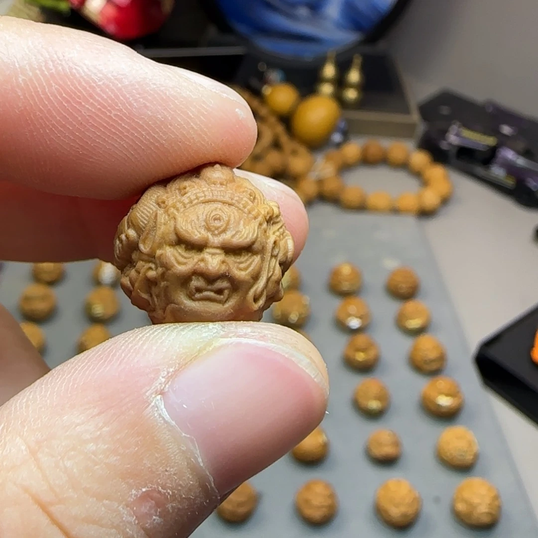 猴头核桃吊坠九面韦德