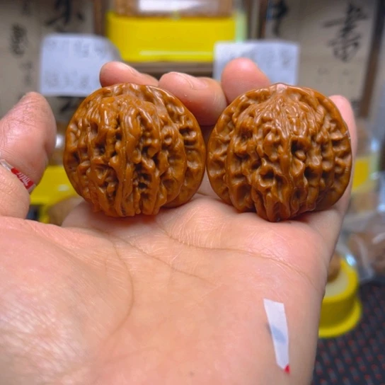 文玩核桃吊坠四座楼