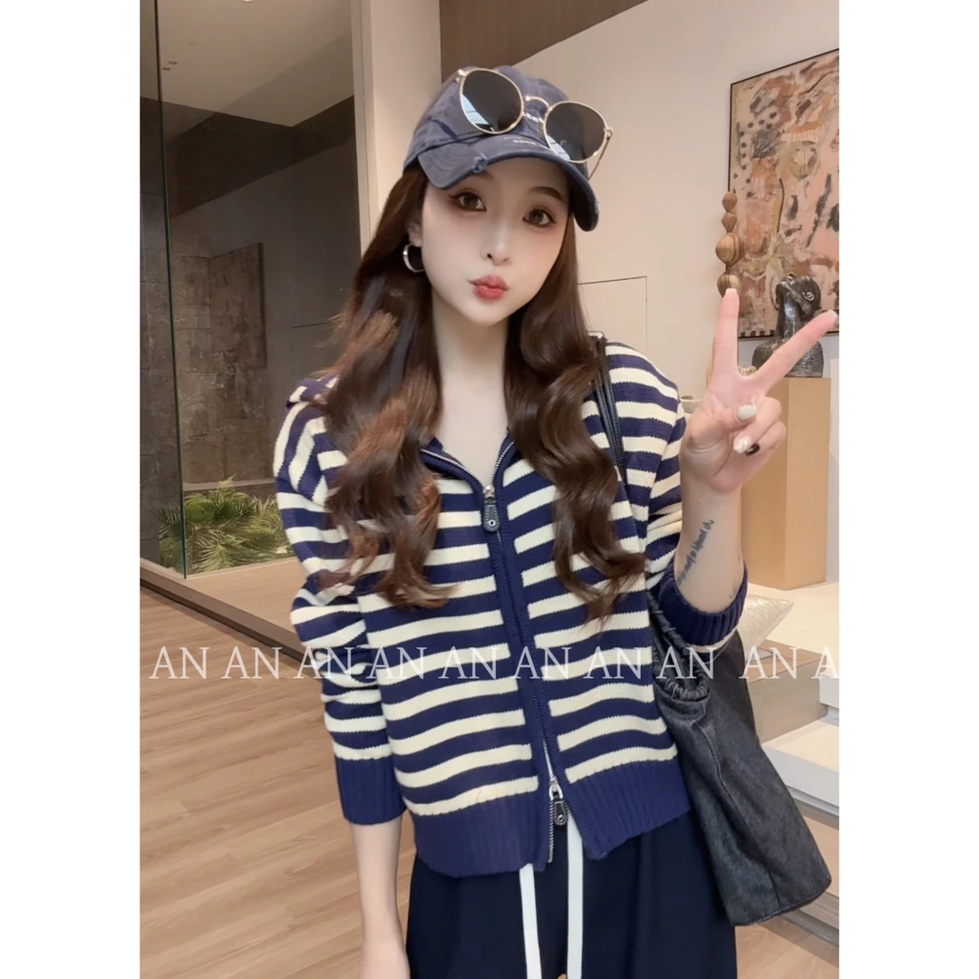 C08463秋季时尚气质减龄宽松慵懒风连帽条纹针织衫开衫外套