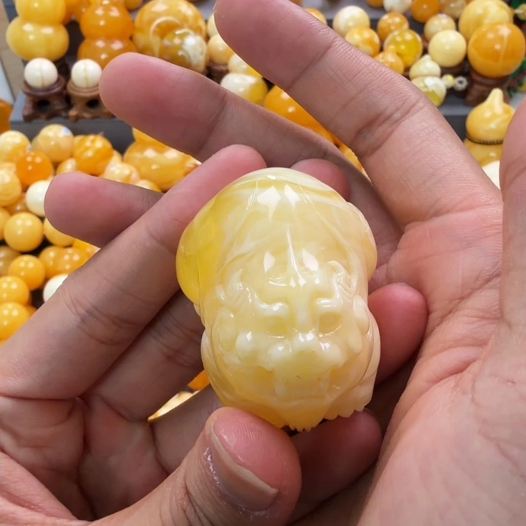 琥珀未镶嵌珠宝奇石