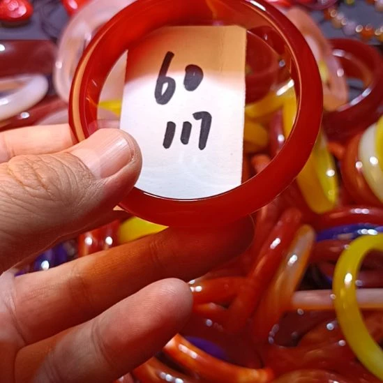 玛瑙/玉髓手镯未镶嵌