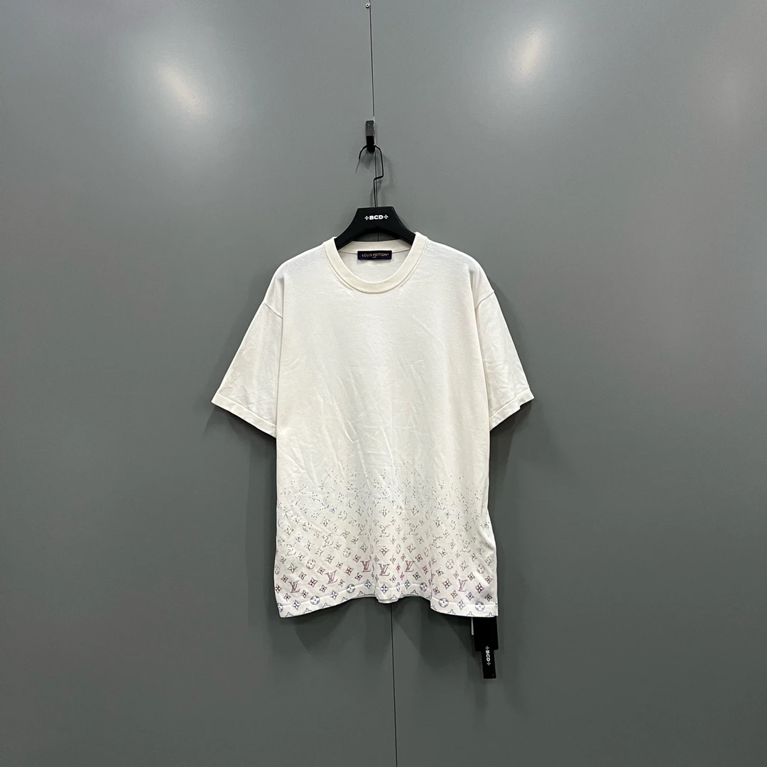 99新 LouisVuitton/路易威登 (ll) 25款渐变水钻短袖 4L码/018242