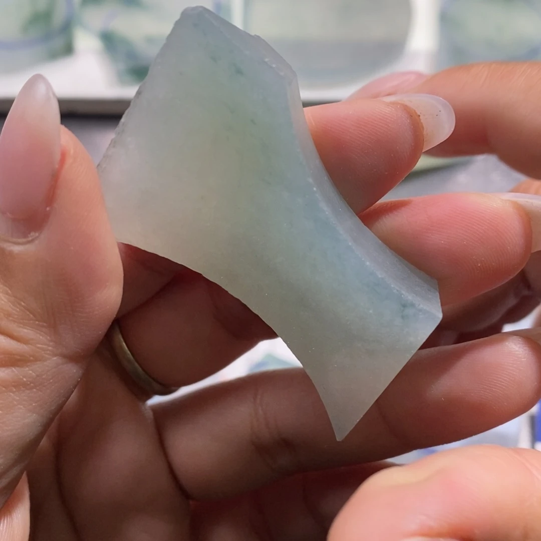 翡翠挂件未镶嵌拓**沙