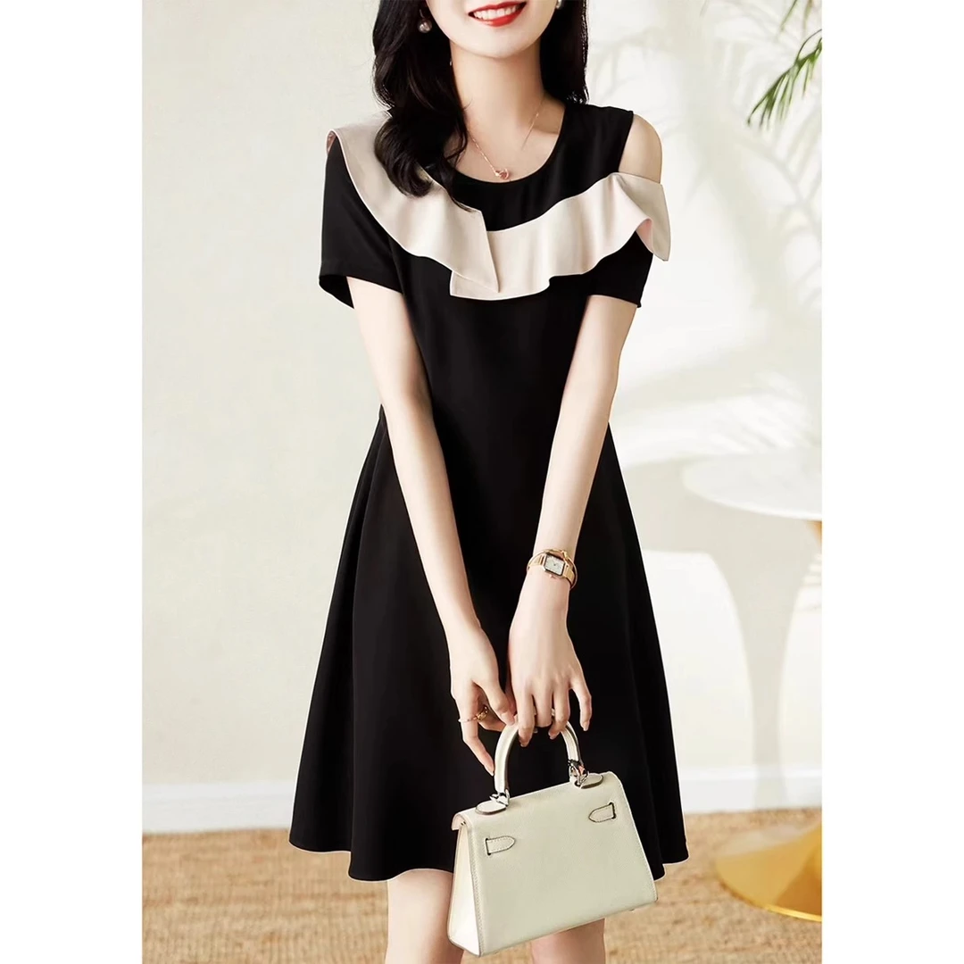 荷叶边单侧露肩连衣裙夏季气质撞色拼接收腰显瘦法式a字小黑裙