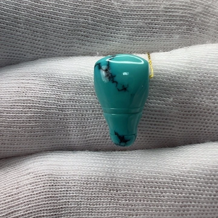 绿松石未镶嵌三通9.2