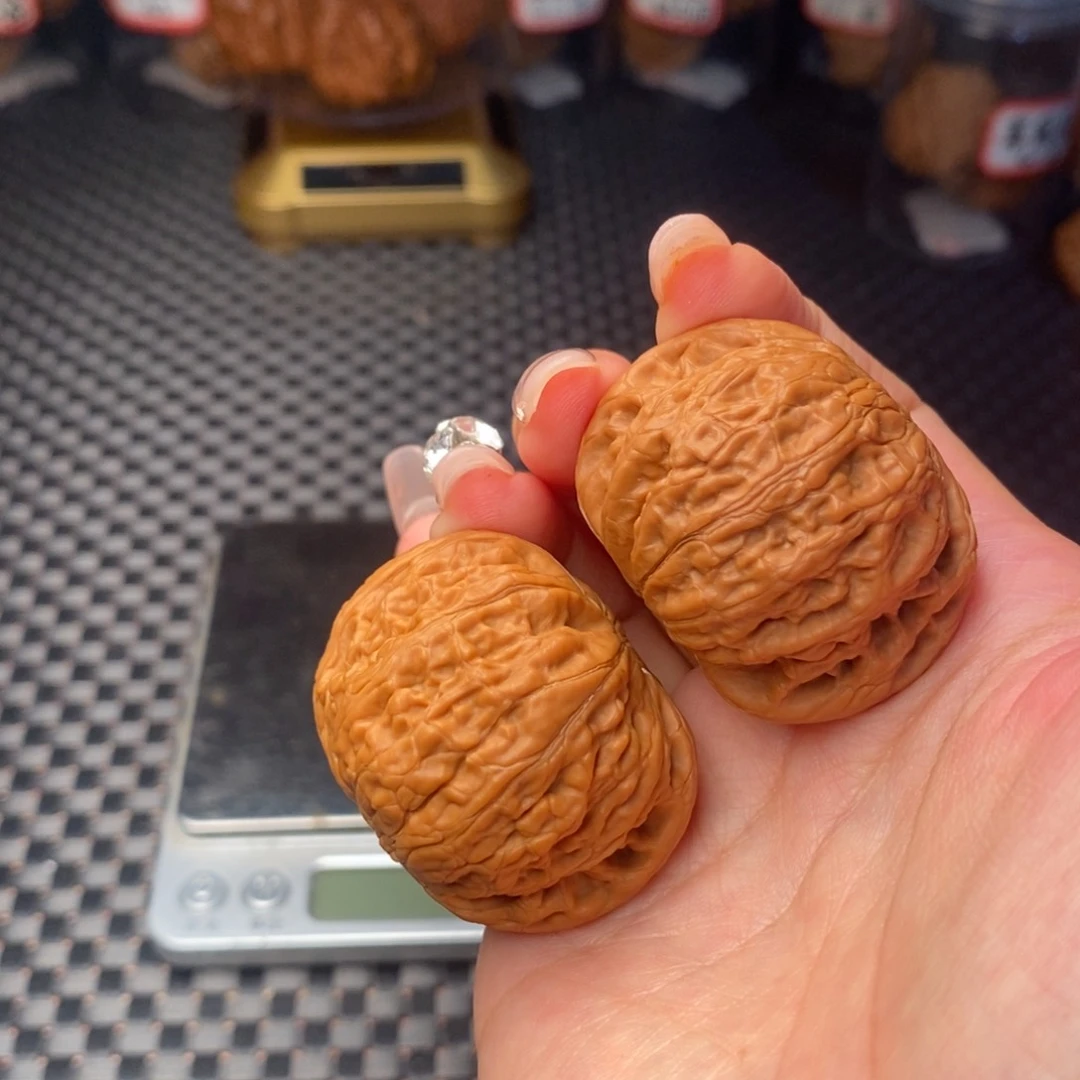 文玩核桃吊坠铁锤42