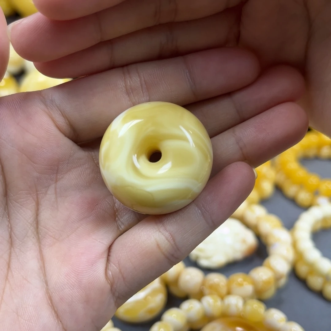 琥珀未镶嵌手串扣子