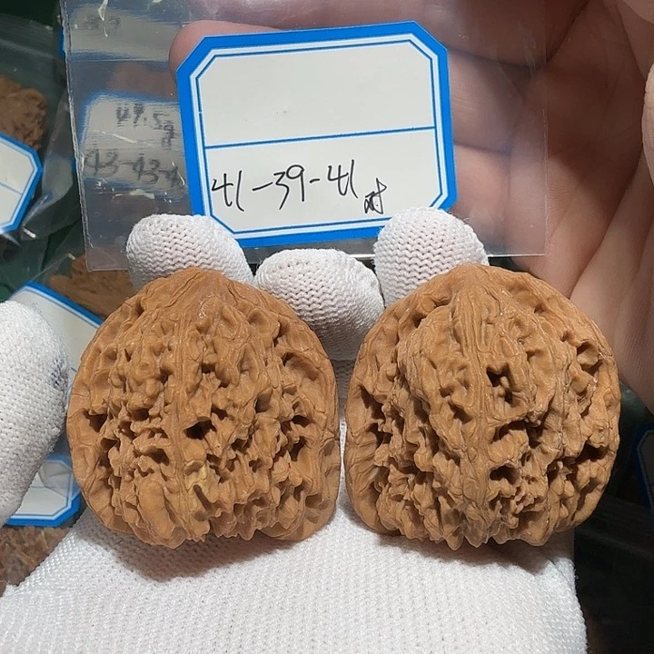 吊坠文玩核桃南疆46