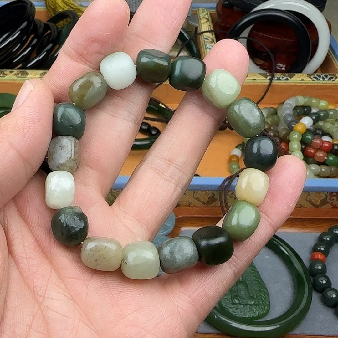 和田玉未镶嵌颈饰福利