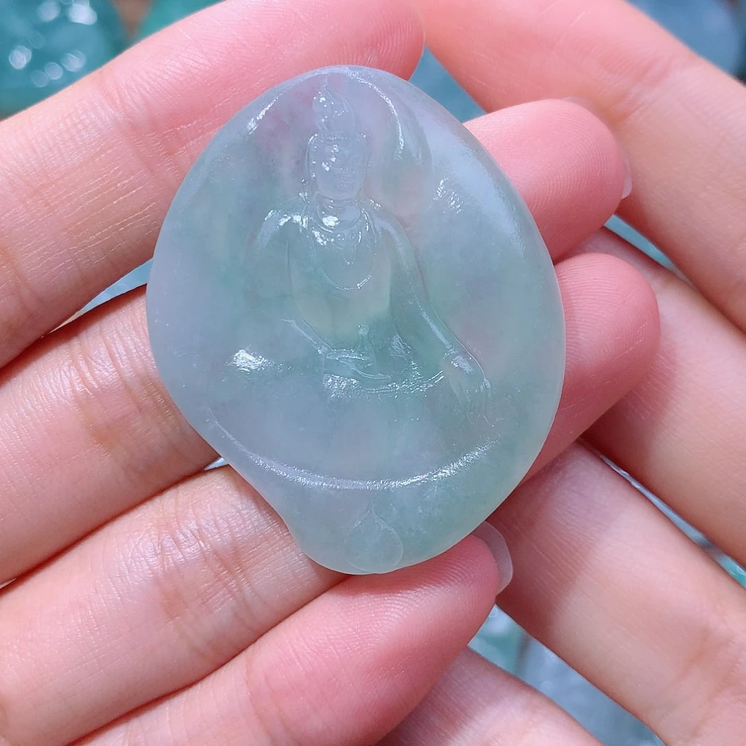 未镶嵌定制翡翠C****?