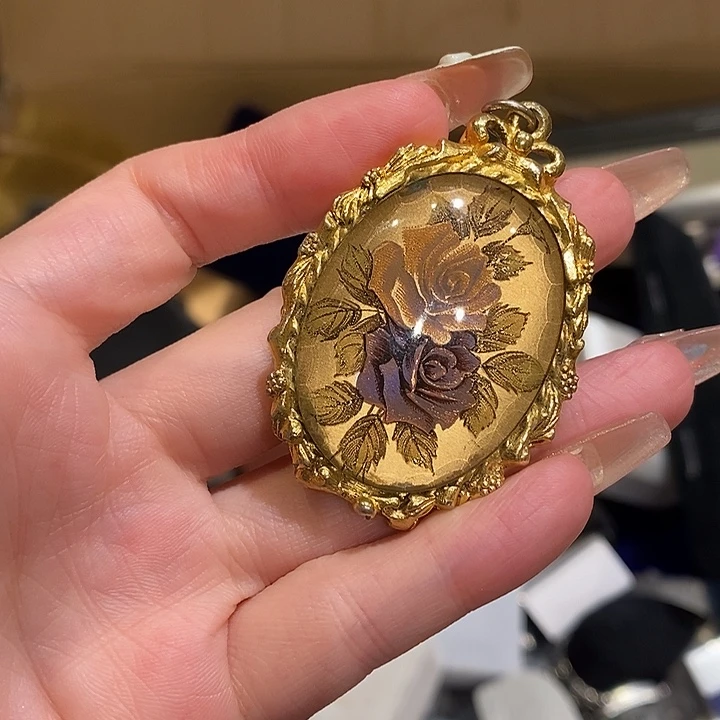 爱***蕾中古香水沐浴露持久留香
