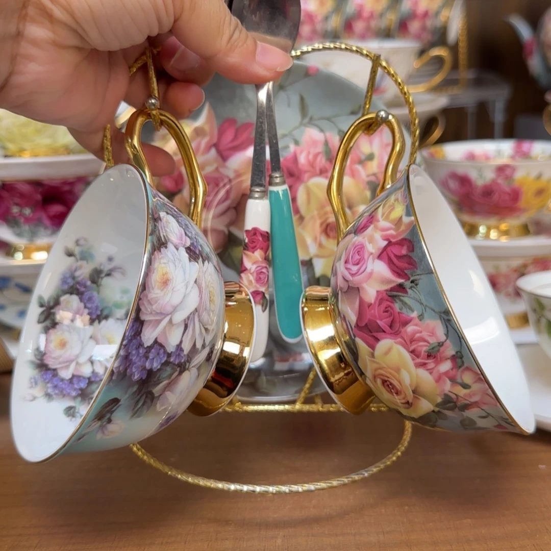 45%以上骨粉骨瓷经典➕渐变蓝两杯碟送杯架快递装