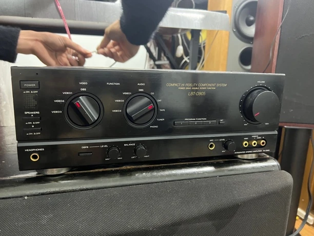 9新  SN 正常使用 不包邮 （不支持七天无理由）