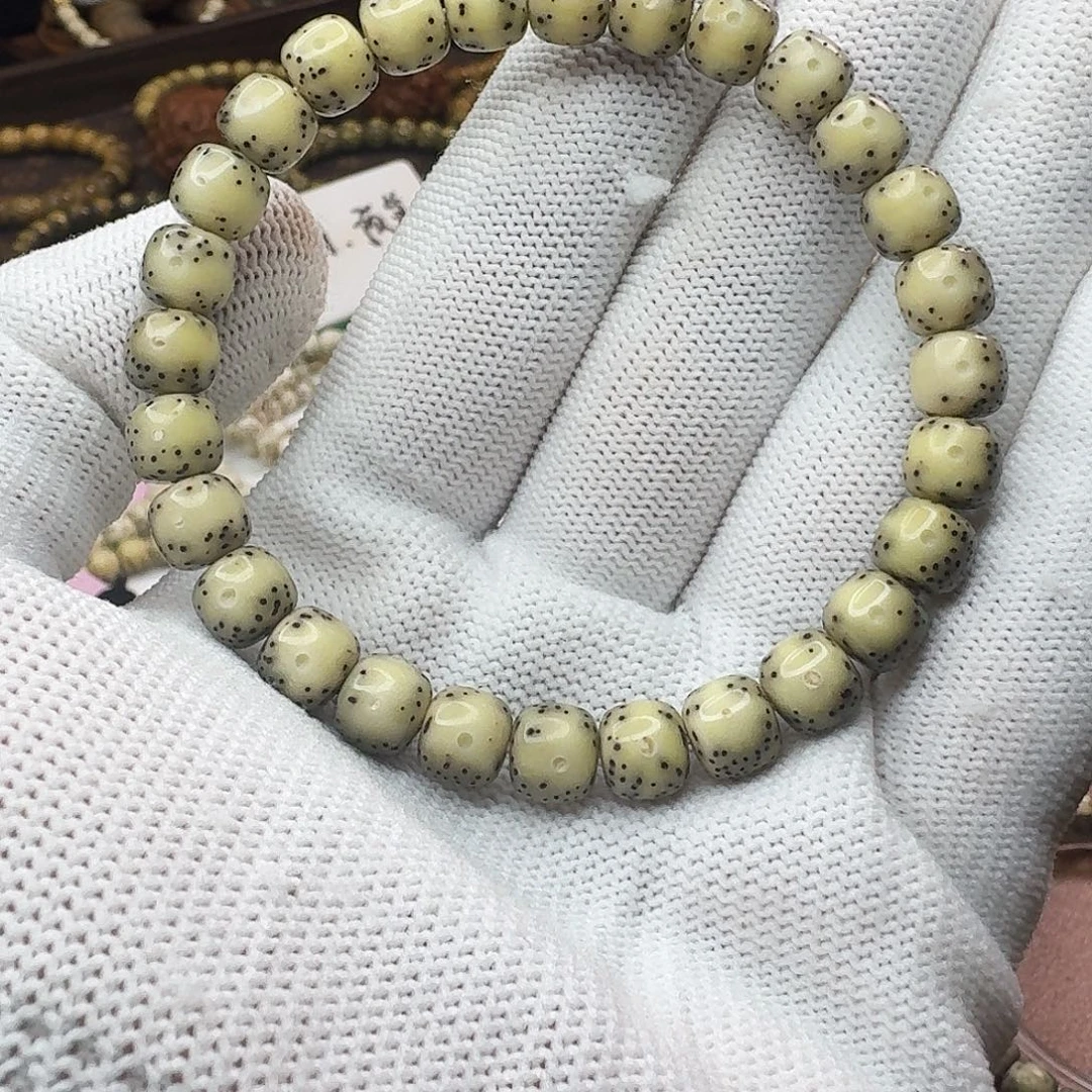 吊坠星月菩提8x7 通体留白