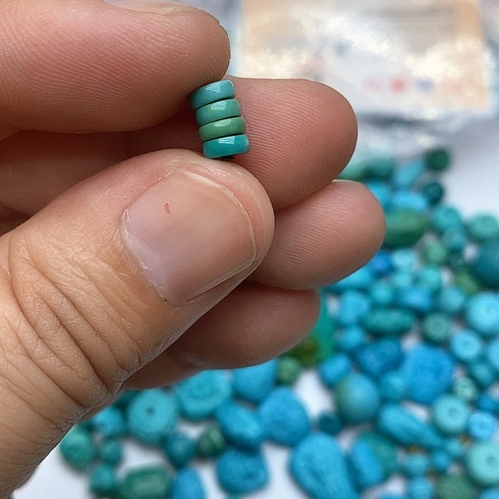 未镶嵌绿松石珠宝奇石