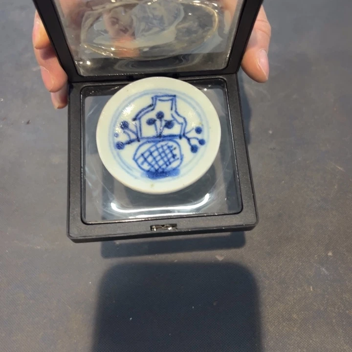 星***和瓷片拾六家的瓷器瓷器