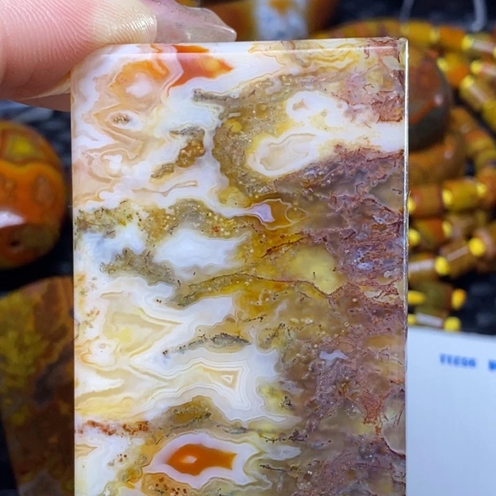 玛瑙/玉髓颈饰未镶嵌