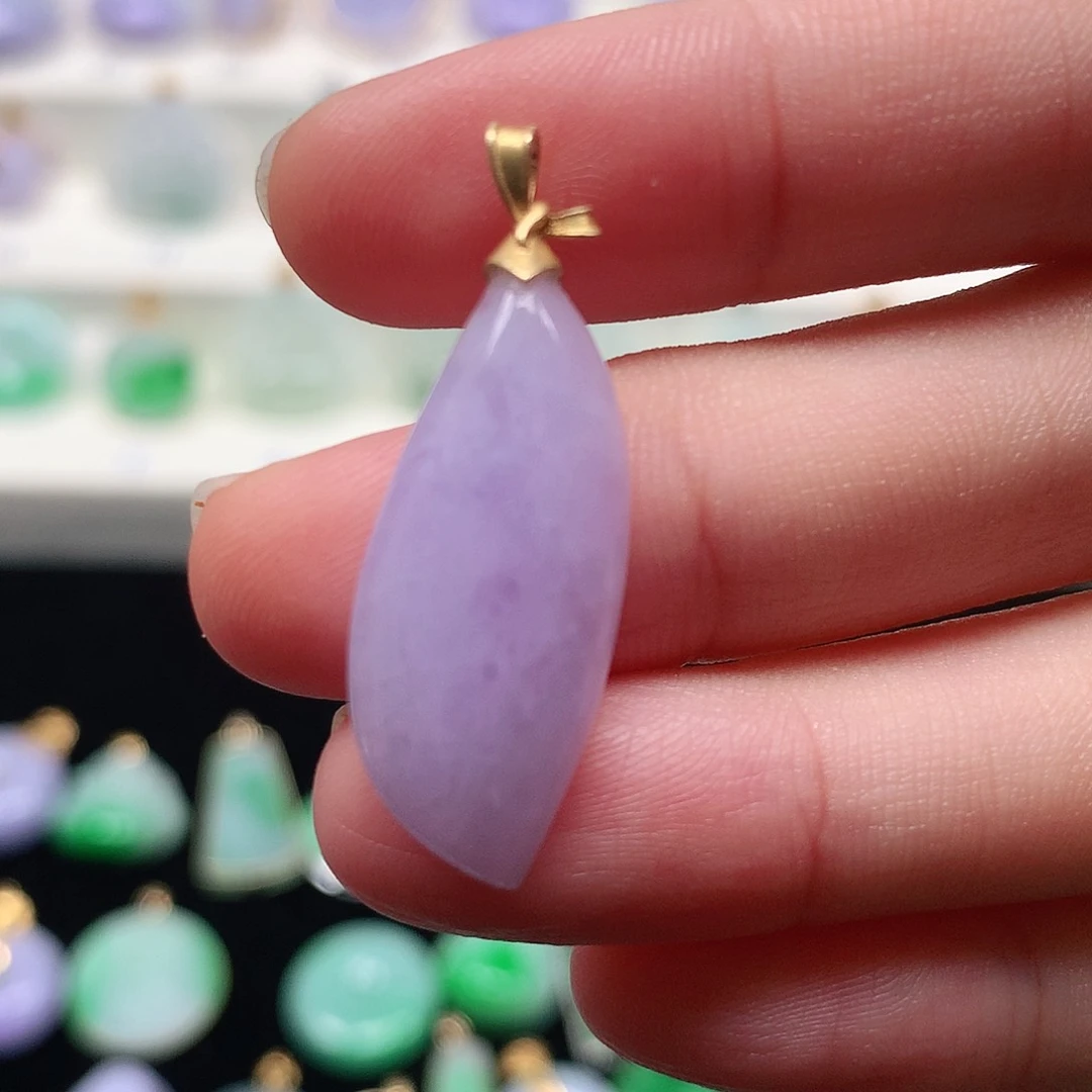 颈饰18K金镶嵌翡翠翡翠吊坠