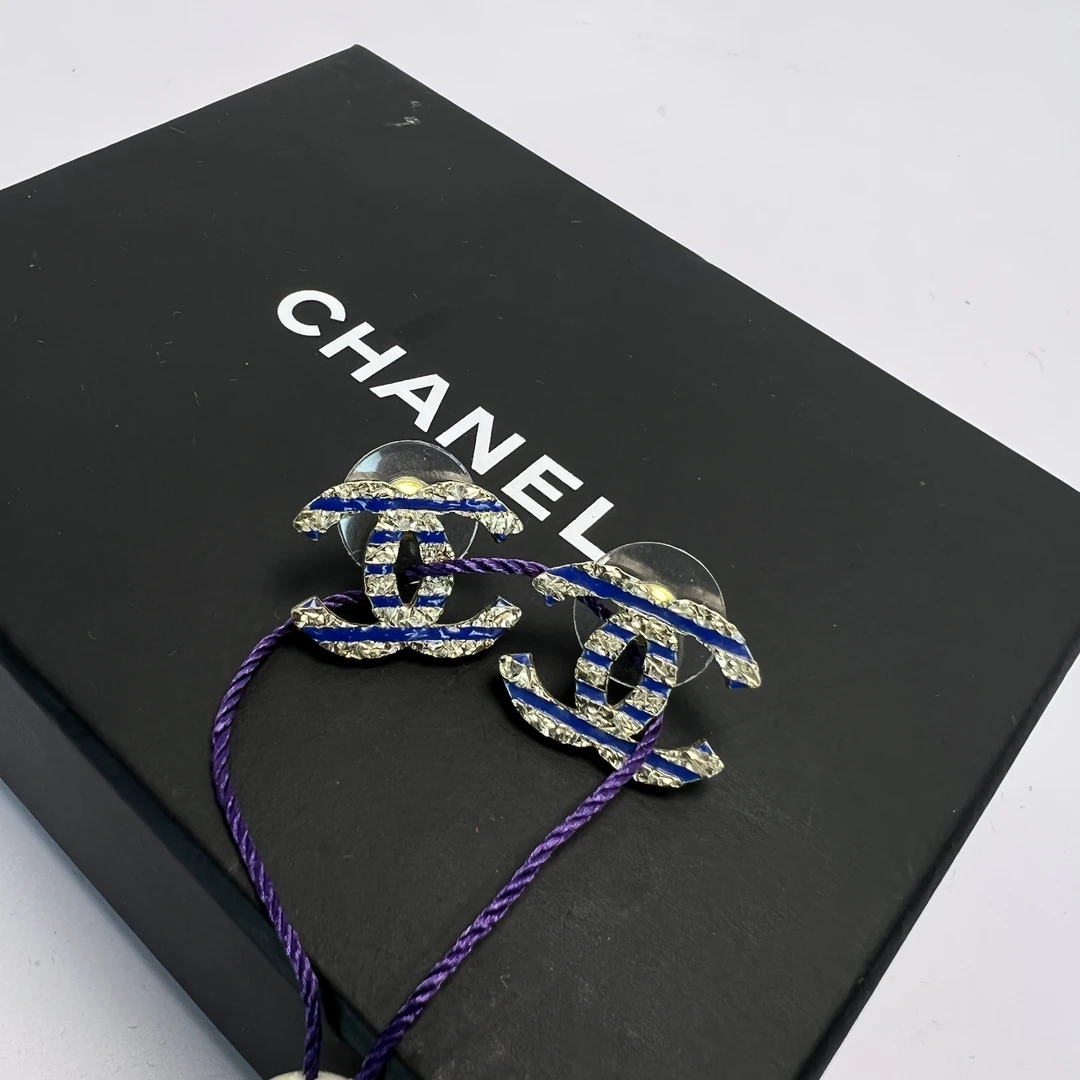99新 Chanel/香奈儿 渐变蓝双C耳钉/8754