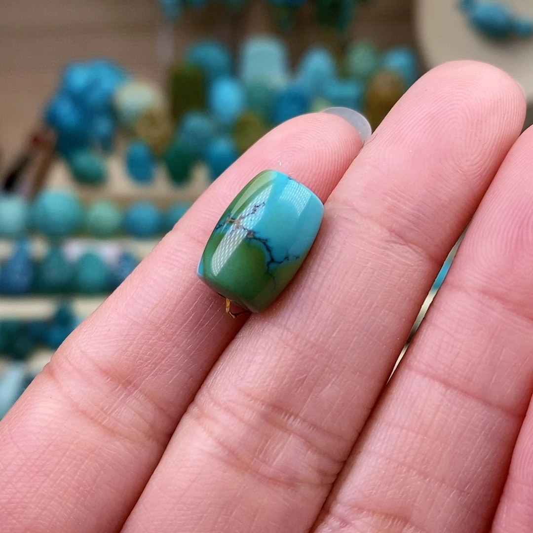 绿松石珠宝奇石未镶嵌