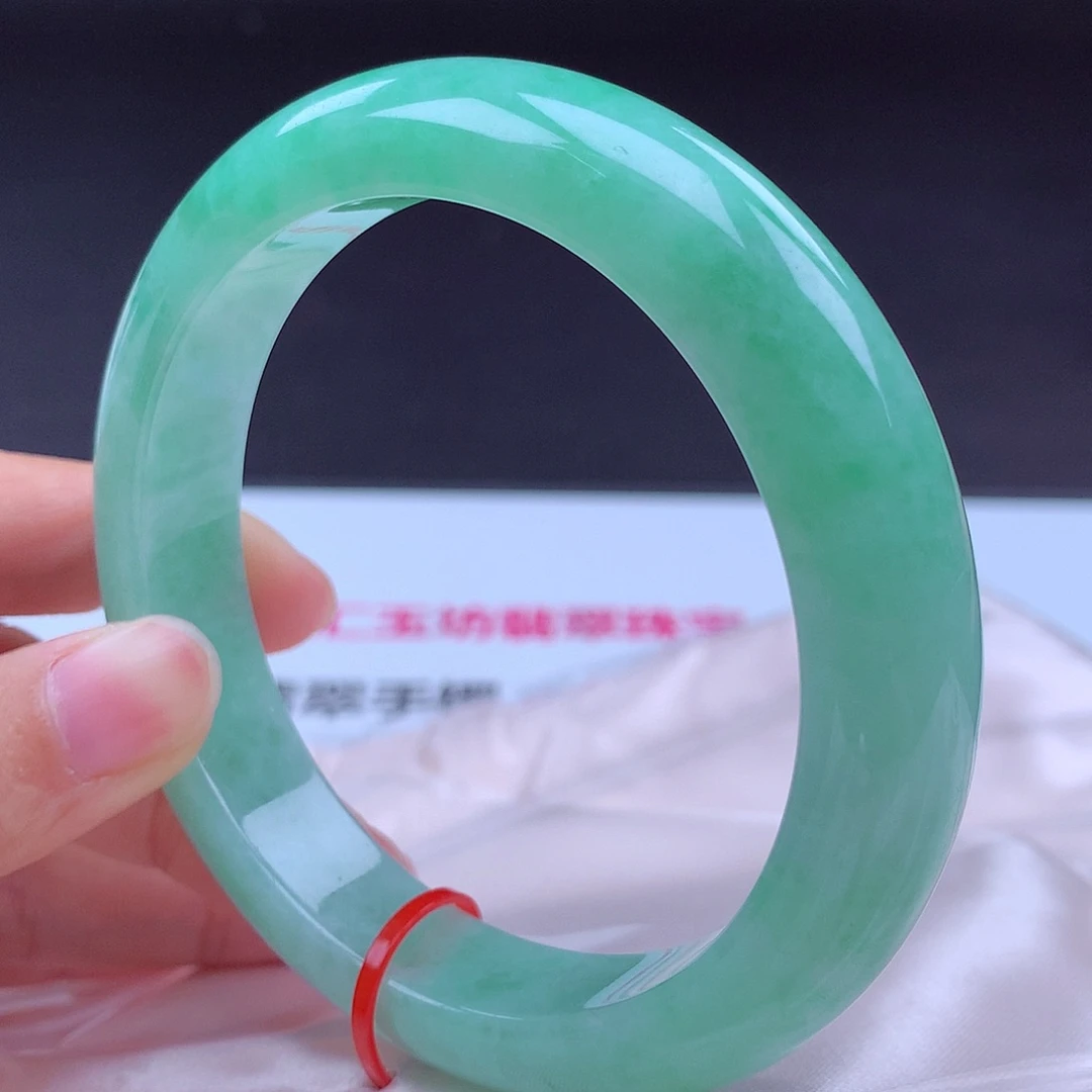 翡翠未镶嵌手镯手镯002038