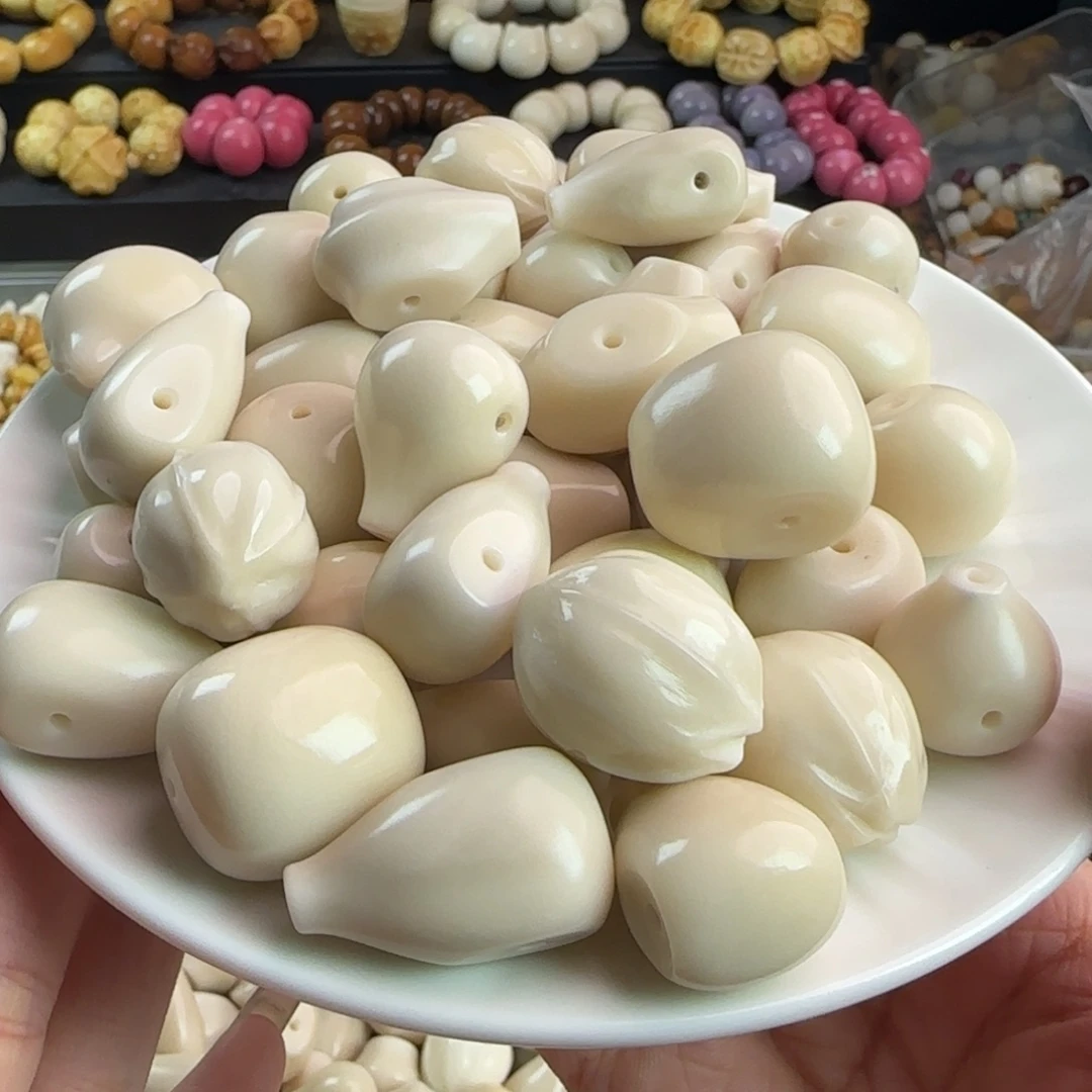 吊坠菩提根/象牙果瑕疵牙果三通10颗